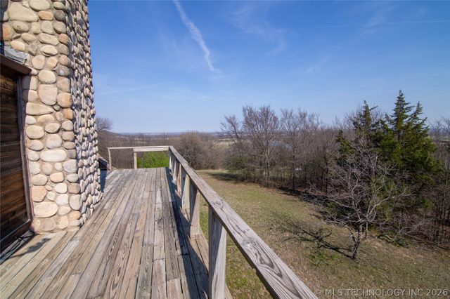 5240 Adams Road, Mounds, OK 74047