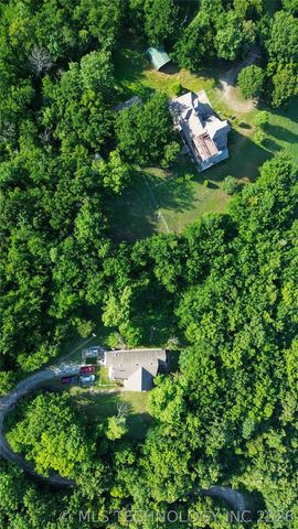 5240 Adams Road, Mounds, OK 74047