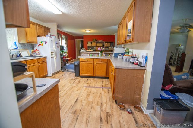 5240 Adams Road, Mounds, OK 74047