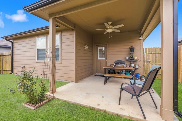 14228 Sedona Ridge Drive, Conroe, TX 77303