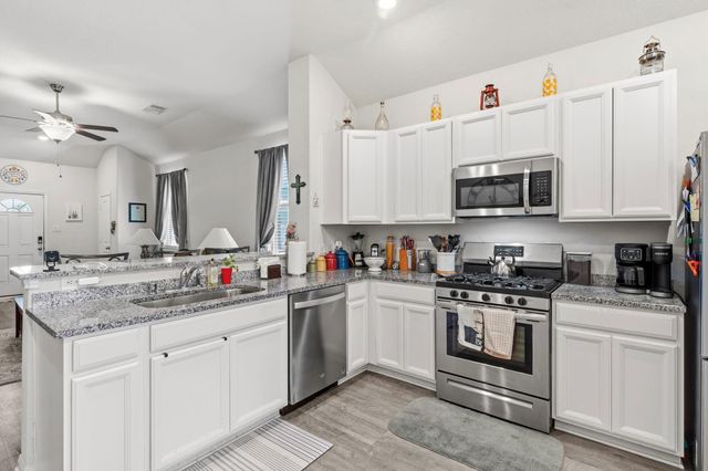 14228 Sedona Ridge Drive, Conroe, TX 77303