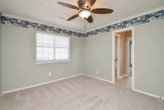 19614 Laurel Park Lane, Houston, TX 77094