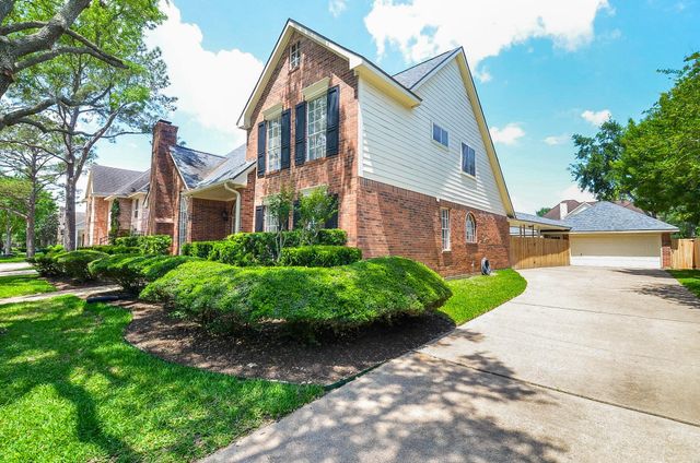 19614 Laurel Park Lane, Houston, TX 77094