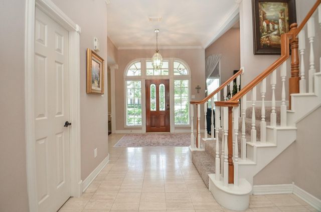 19614 Laurel Park Lane, Houston, TX 77094