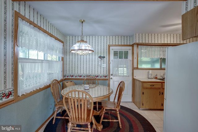 554 SHIELDS AVE, West Deptford, NJ 08096