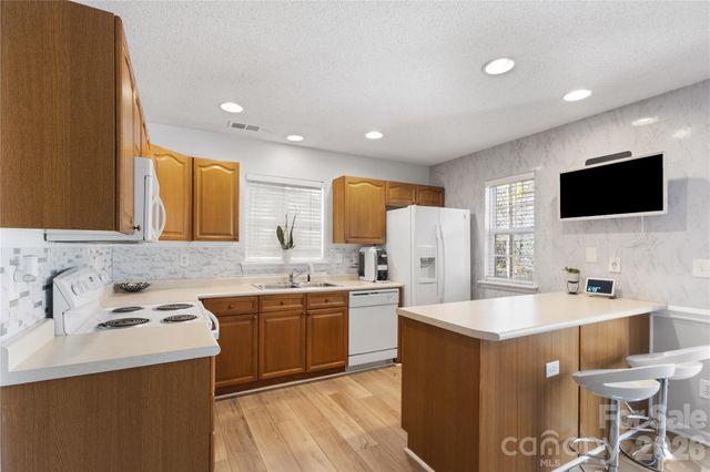 11118 Pimlico Drive, Charlotte, NC 28273