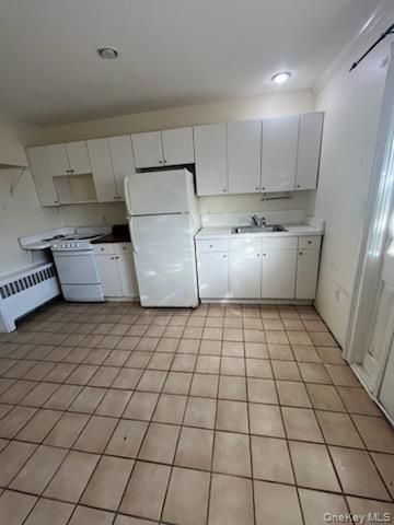 117 Blydenburg Avenue B, Smithtown, NY 11787