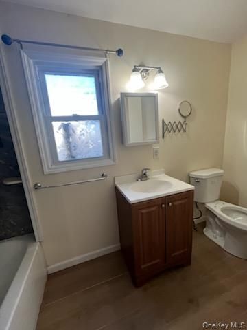 117 Blydenburg Avenue B, Smithtown, NY 11787