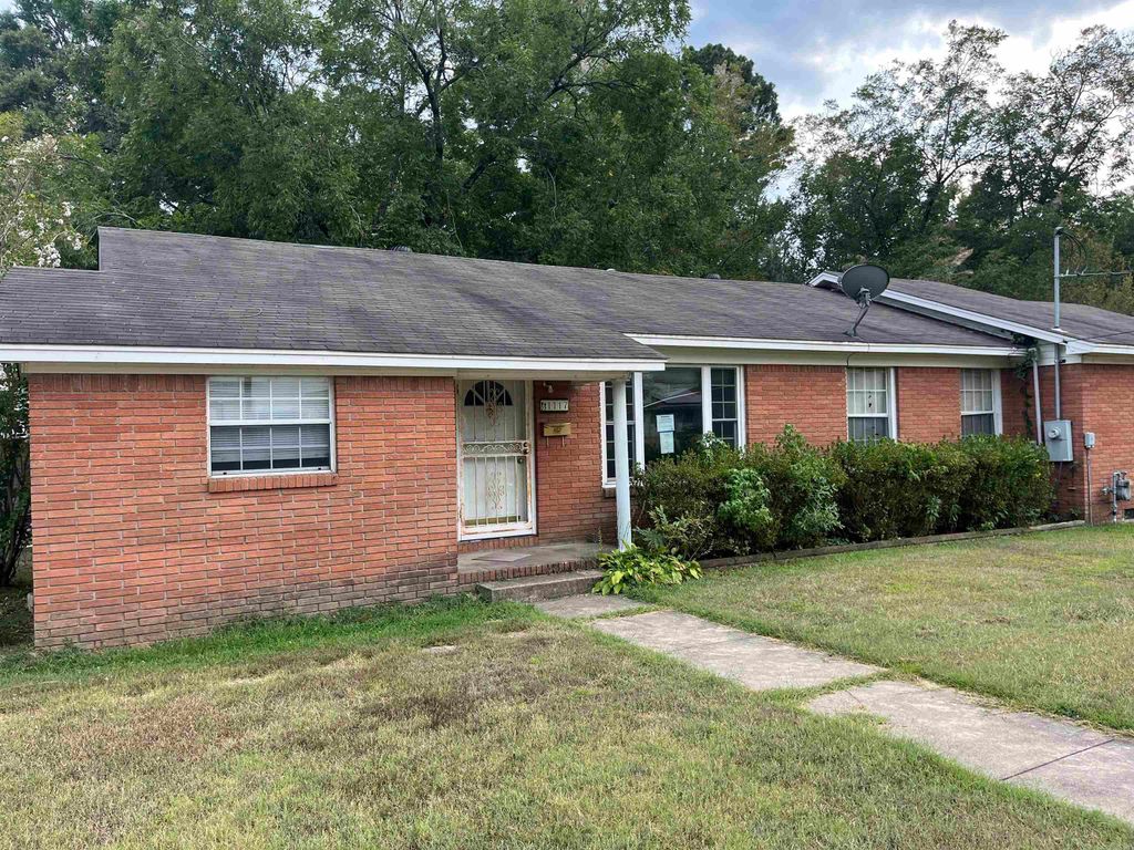 1117 Pine Bluff Street, Malvern, AR 72104