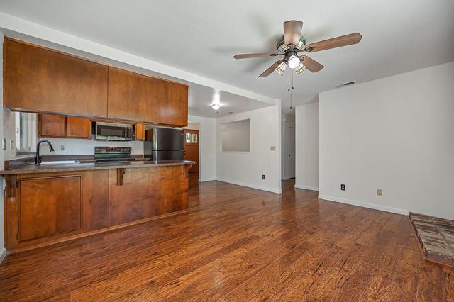 7873 Valley Quail Ct, Antelope, CA 95843