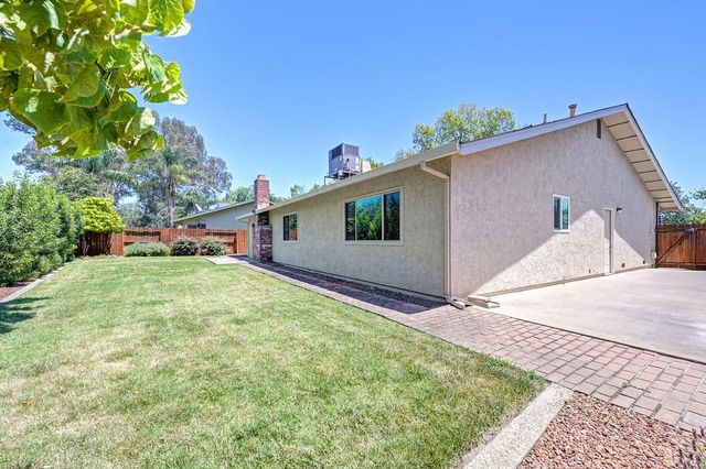 7873 Valley Quail Ct, Antelope, CA 95843
