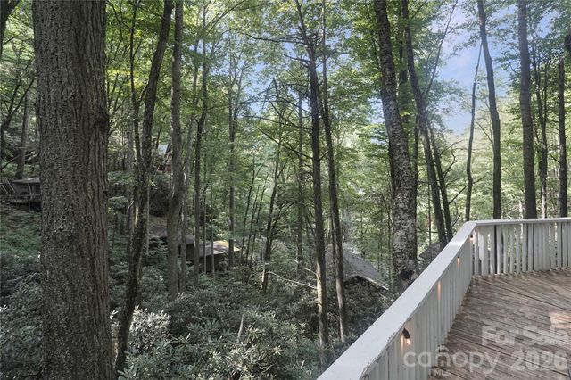 560 Laurel Ridge Road, Banner Elk, NC 28604