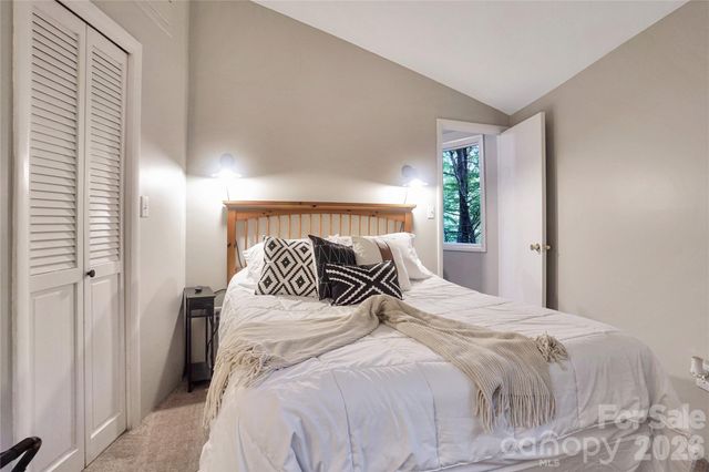 560 Laurel Ridge Road, Banner Elk, NC 28604
