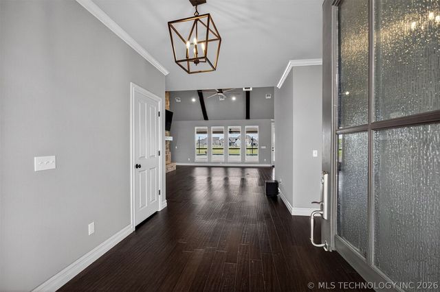 2728 Crosscreek Drive, Oologah, OK 74053