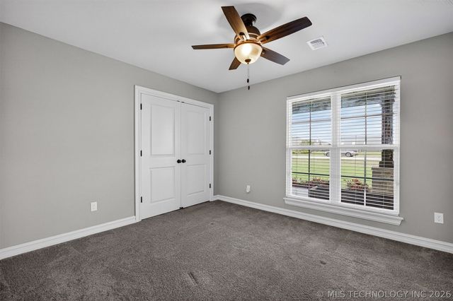 2728 Crosscreek Drive, Oologah, OK 74053