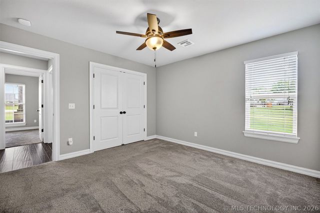 2728 Crosscreek Drive, Oologah, OK 74053