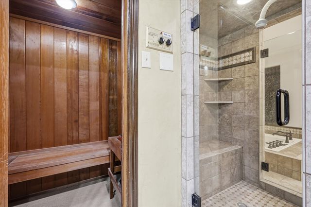 16815 Village Lane, Dallas, TX 75248