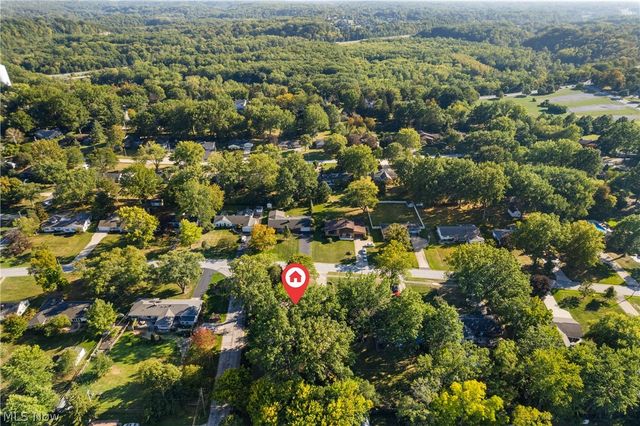37523 Arlington Drive, Willoughby, OH 44094