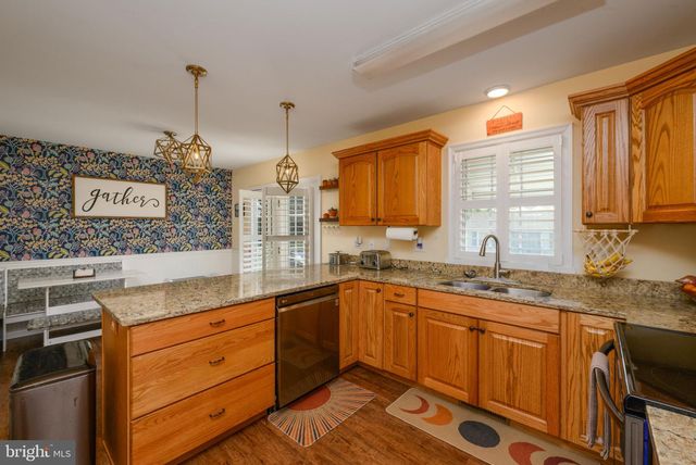 204 N 10TH ST, Delmar, DE 19940