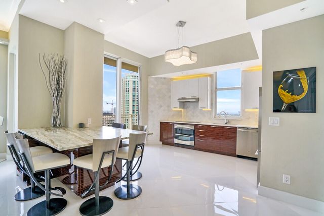 511 SE 5th Avenue 2417, Fort Lauderdale, FL 33301