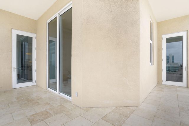 511 SE 5th Avenue 2417, Fort Lauderdale, FL 33301