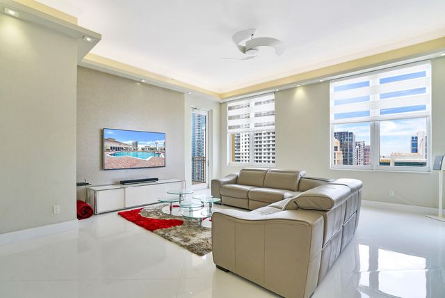 511 SE 5th Avenue 2417, Fort Lauderdale, FL 33301