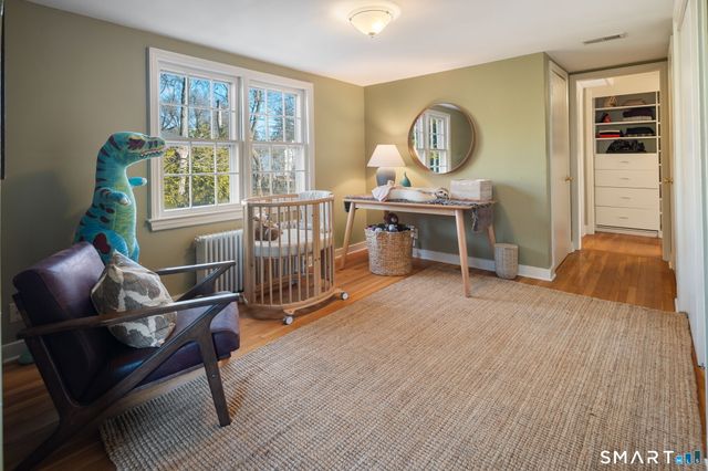 18 Cloverly Circle, Norwalk, CT 06855