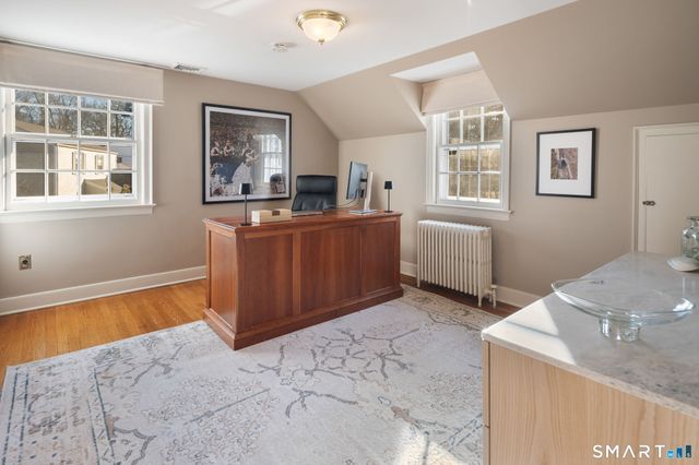 18 Cloverly Circle, Norwalk, CT 06855