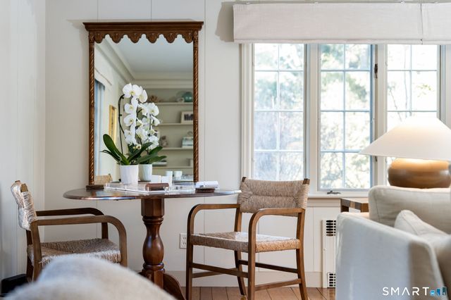 18 Cloverly Circle, Norwalk, CT 06855