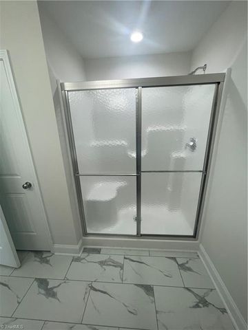 249 Kyndall Run Drive 56, Lexington, NC 27295