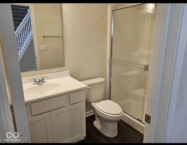 7696 Rolling Green Drive, Plainfield, IN 46168