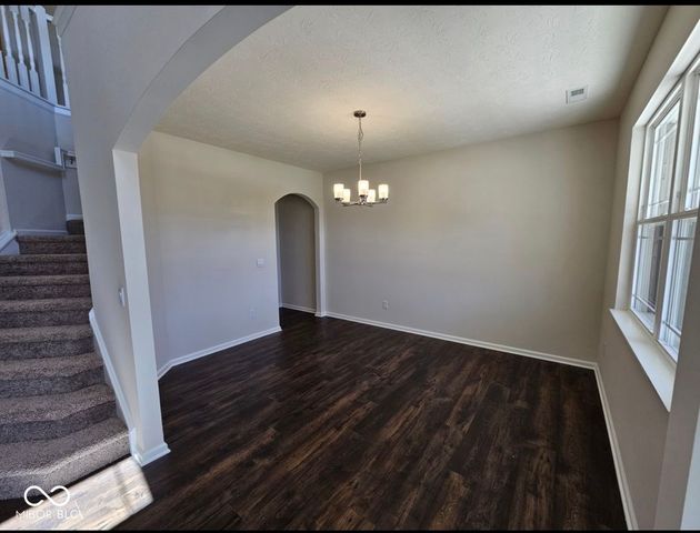 7696 Rolling Green Drive, Plainfield, IN 46168