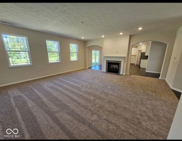 7696 Rolling Green Drive, Plainfield, IN 46168