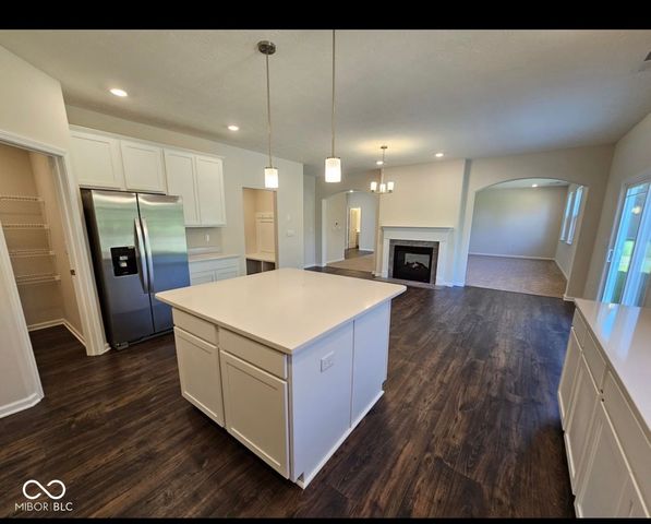 7696 Rolling Green Drive, Plainfield, IN 46168