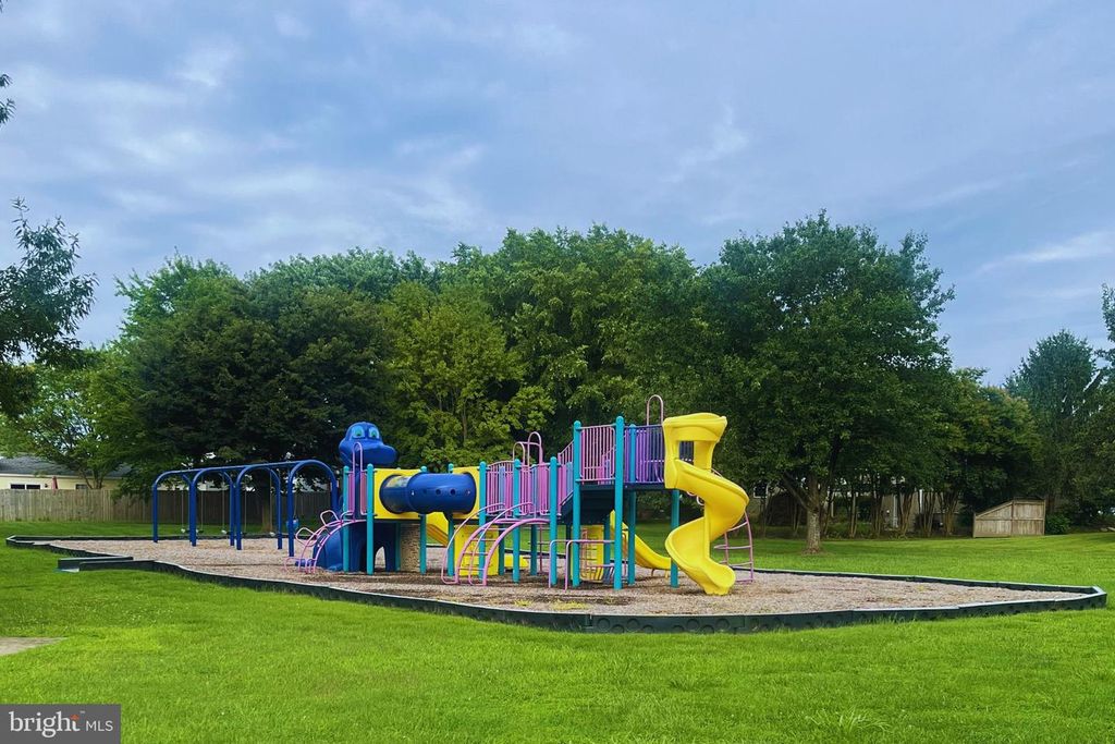 9134 HONEYSUCKLE DR, Easton, MD 21601