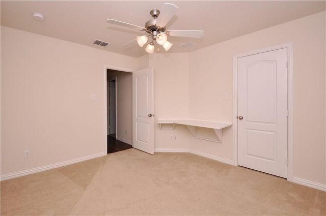 468 Hunt Drive, Lewisville, TX 75067