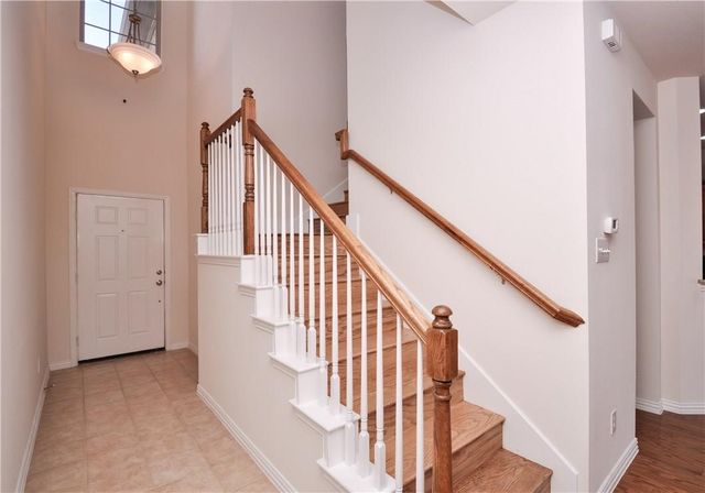 468 Hunt Drive, Lewisville, TX 75067