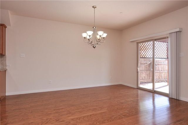 468 Hunt Drive, Lewisville, TX 75067