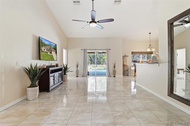 11 Heuchera Court E, Homosassa, FL 34446