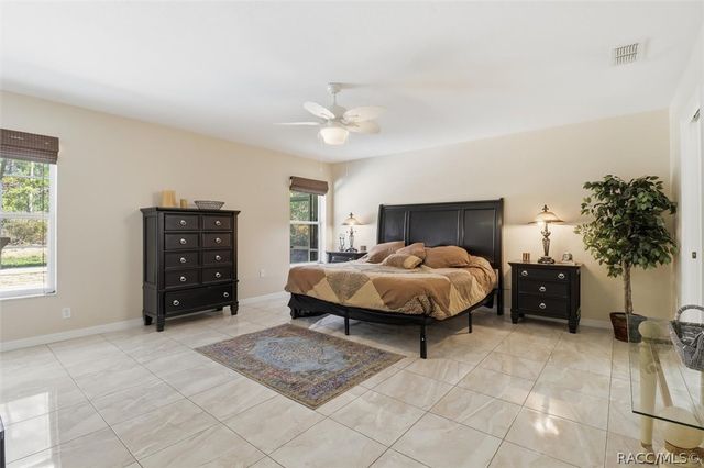 11 Heuchera Court E, Homosassa, FL 34446