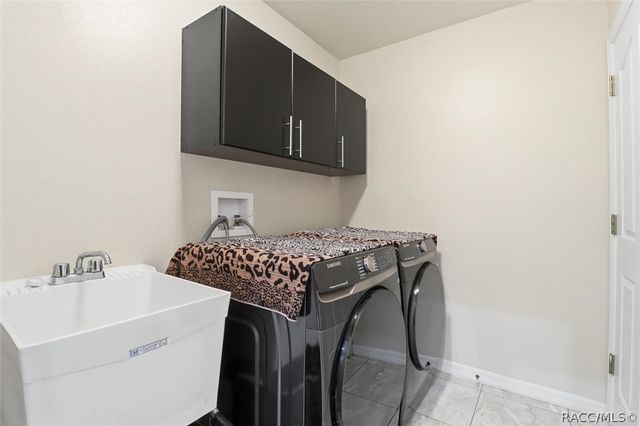 11 Heuchera Court E, Homosassa, FL 34446