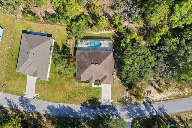 11 Heuchera Court E, Homosassa, FL 34446