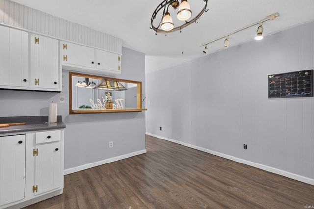 117 Robinhood Lane, Bedford, IN 47421