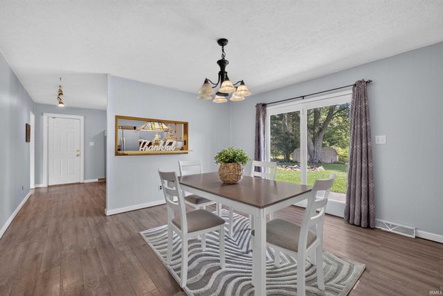 117 Robinhood Lane, Bedford, IN 47421