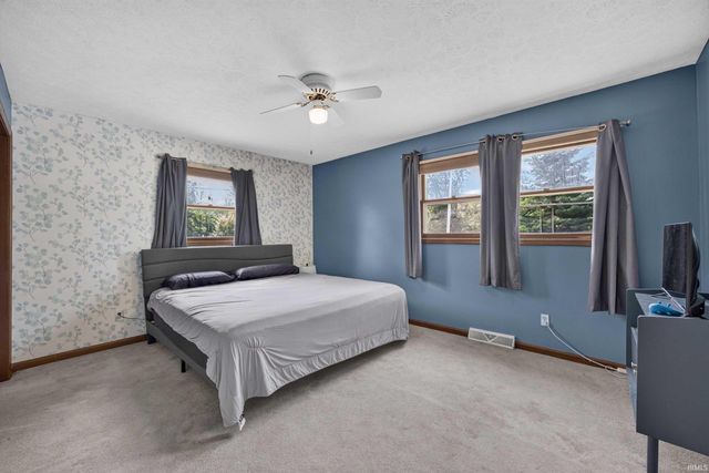 117 Robinhood Lane, Bedford, IN 47421