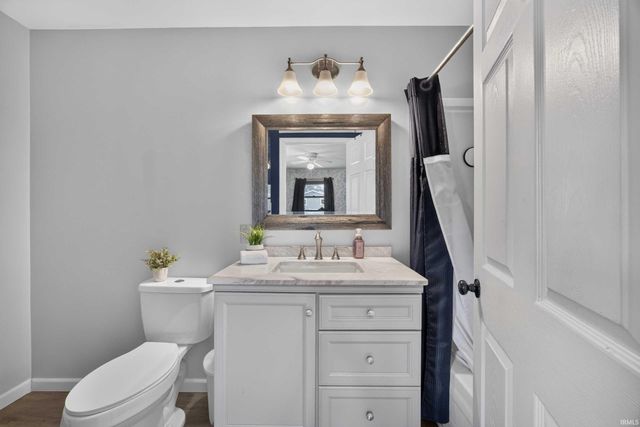 117 Robinhood Lane, Bedford, IN 47421