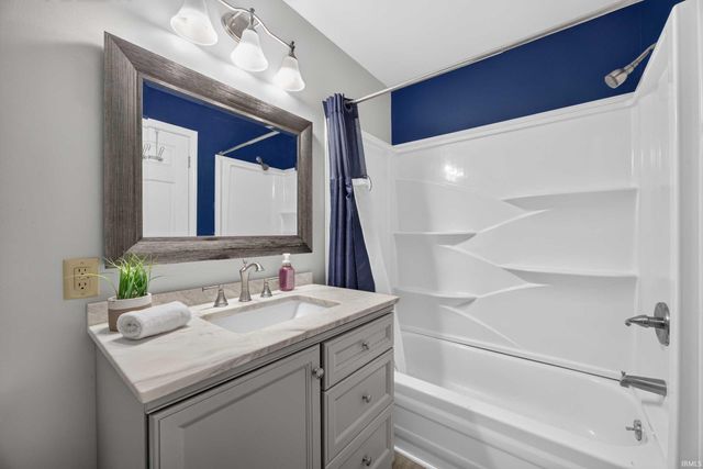 117 Robinhood Lane, Bedford, IN 47421