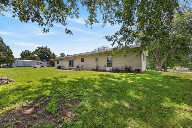117 Robinhood Lane, Bedford, IN 47421