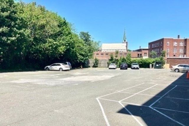 50 Baldwin 14, Lynn, MA 01902