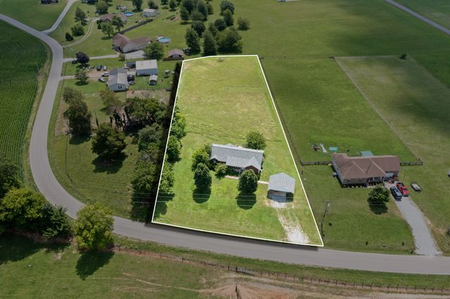 5261 Youngville Rd, Springfield, TN 37172